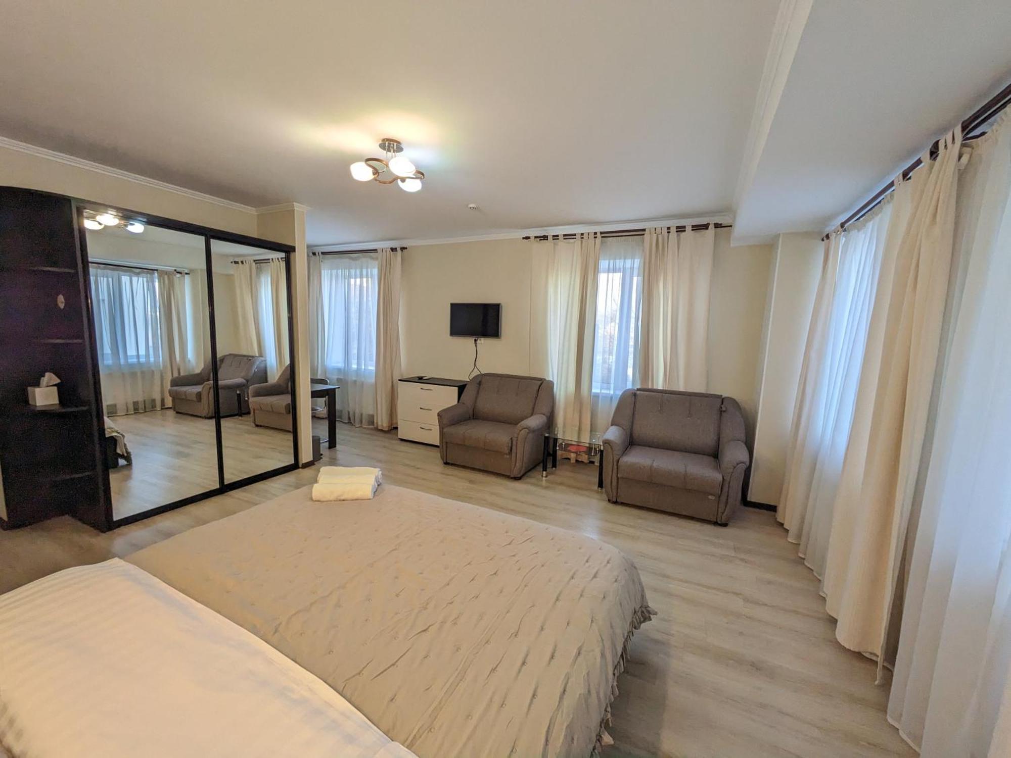 Lolo Hotel Chisinau Quarto foto